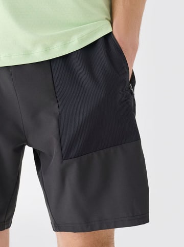 4F Trainingsshorts in Anthrazit