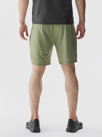 4F Szorty sportowe w kolorze khaki