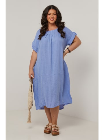 Curvy Lady Leinen-Kleid in Hellblau