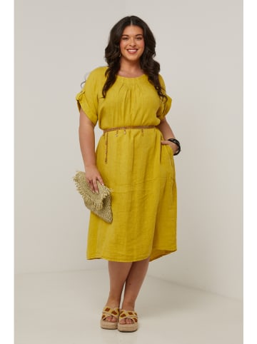 Curvy Lady Lniana sukienka w kolorze żółtym