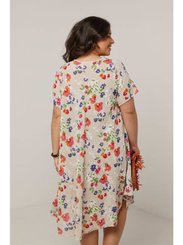 Curvy Lady Jurk beige