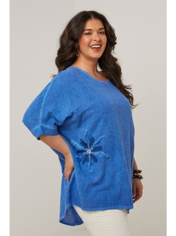Curvy Lady Bluzka w kolorze niebieskim