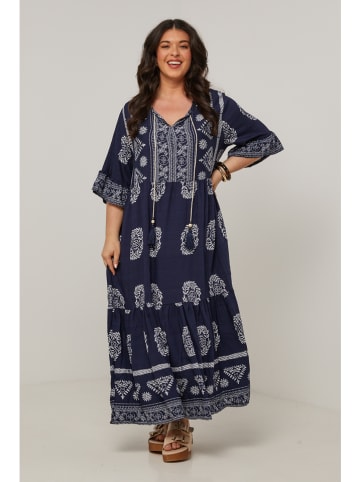 Curvy Lady Jurk donkerblauw