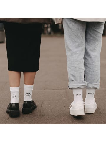 Eulenschnitt Socken "Easy peasy" in Weiß
