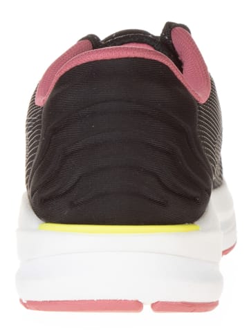Puma Hardloopschoenen "Magnify Nitro WTR" roze/zwart/wit