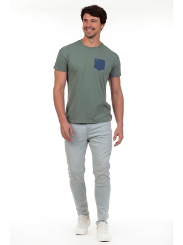 The Time of Bocha Shirt in Grün