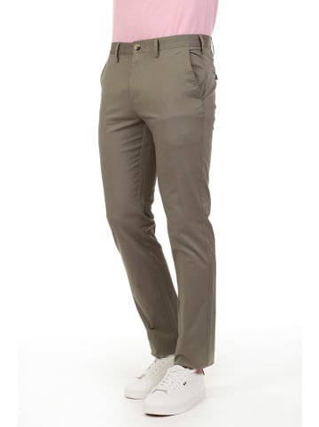 The Time of Bocha Chino in Khaki