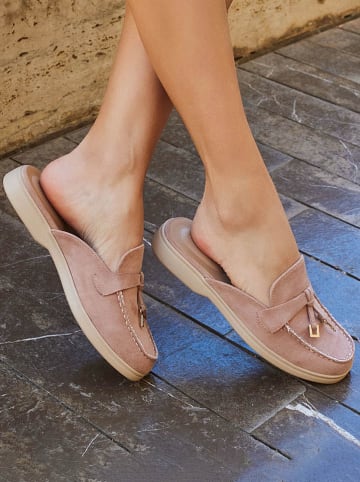 Bellucci Clogs in Beige