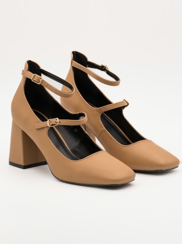 Bellucci Spangenpumps in Hellbraun