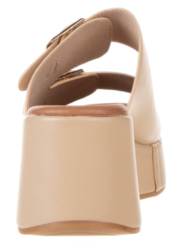 Bellucci Keil-Pantoletten in Camel