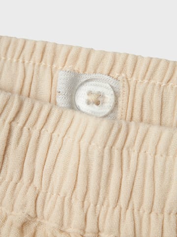 name it Shorts "Hisa" in Creme