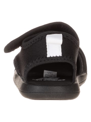 New Balance Halbsandalen in Schwarz