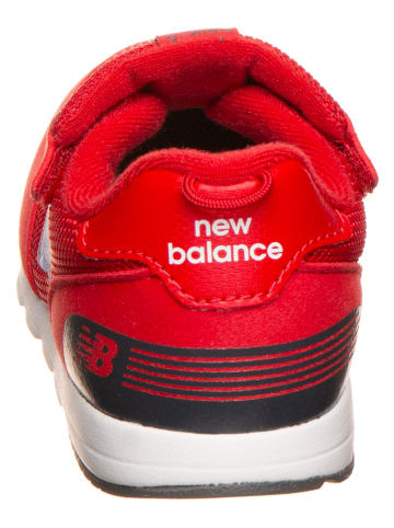 New Balance Sneakersy w kolorze czerwonym