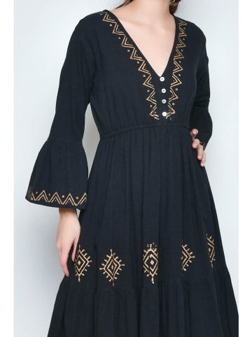 Tarifa Kleid in Schwarz