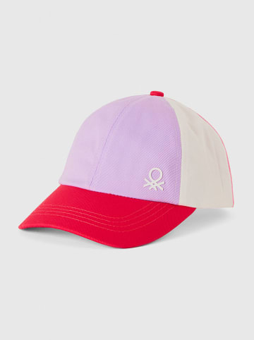 Benetton Cap in Rot/ Lila