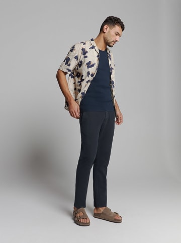No Excess Top in Dunkelblau