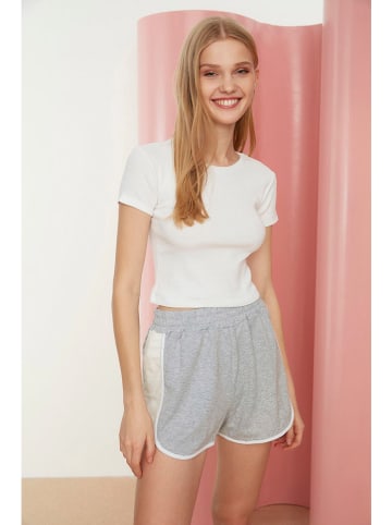 trendyol Shirt in Weiß