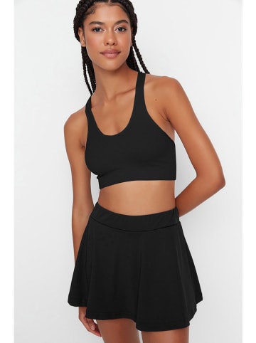 trendyol Hosenrock in Schwarz