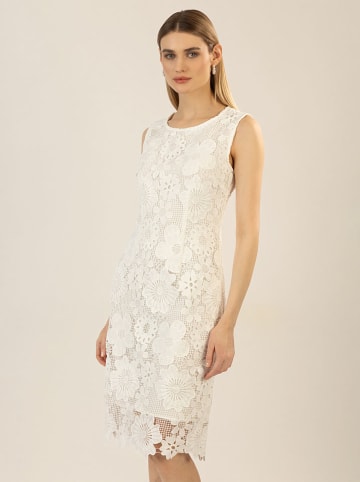 APART Kleid in Creme