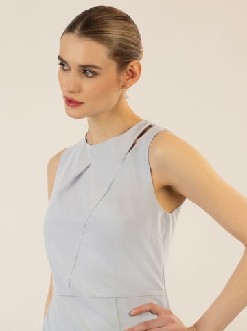 APART Kleid in Hellgrau
