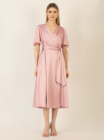 APART Kleid in Rosa