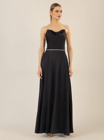 APART Kleid in Schwarz