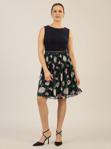 APART Kleid in Schwarz/ Rosa