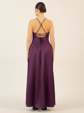 APART Kleid in Aubergine