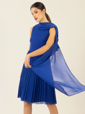 APART Kleid in Blau