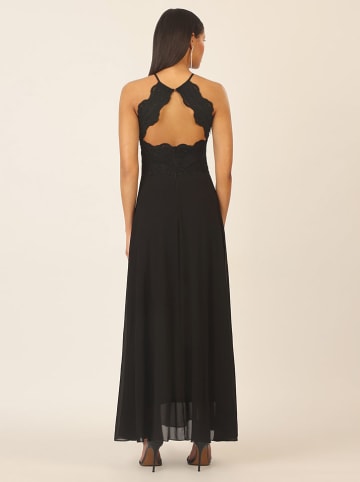 APART Kleid in Schwarz