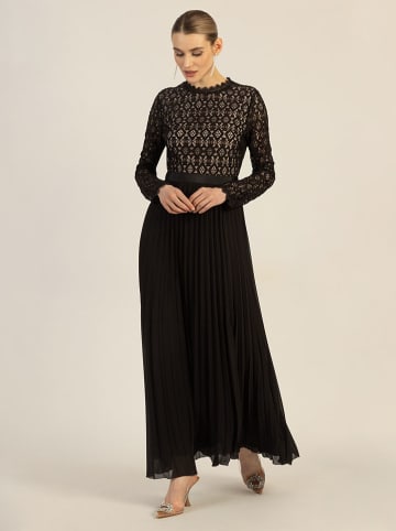 APART Kleid in Schwarz