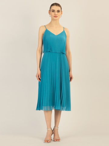 APART Plisseekleid in Blau