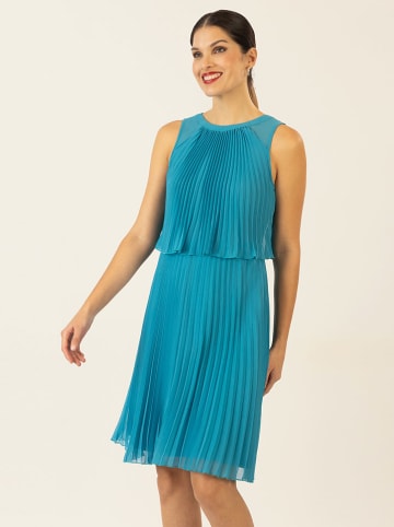 APART Plisseekleid in Blau
