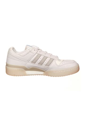 adidas Sneakers in Creme