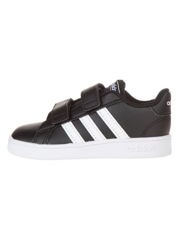 adidas Sneakers in Schwarz