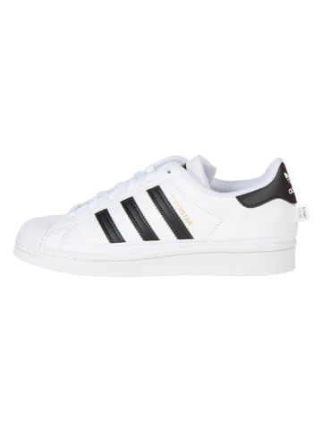 adidas Sneakers in Weiß