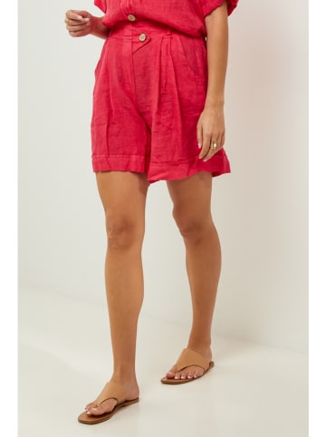 Lin Passion Shorts in Rot