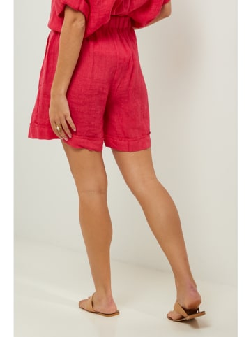 Lin Passion Shorts in Rot