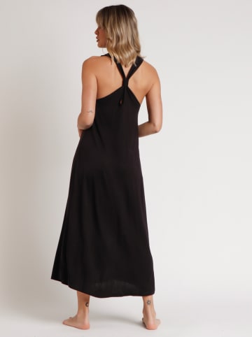 admas Kleid in Schwarz