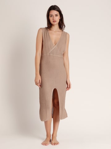 admas Kleid in Beige