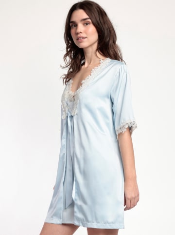 admas Kimono w kolorze błękitnym
