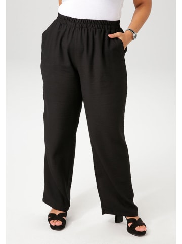 Aniston Hose in Schwarz