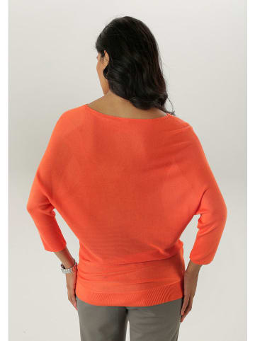 Aniston Pullover in Orange
