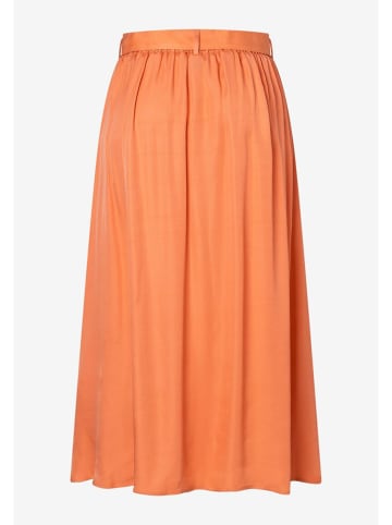 More & More Rok oranje