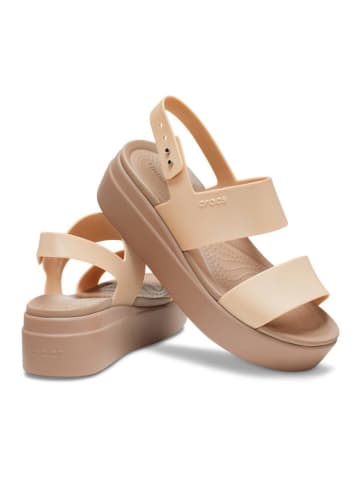 Crocs Sandaletten "Brooklyn" in Beige