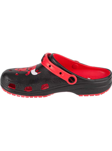 Crocs Crocs "Chicago Bulls" in Schwarz/ Rot