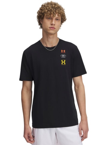 Under Armour Shirt in Schwarz
