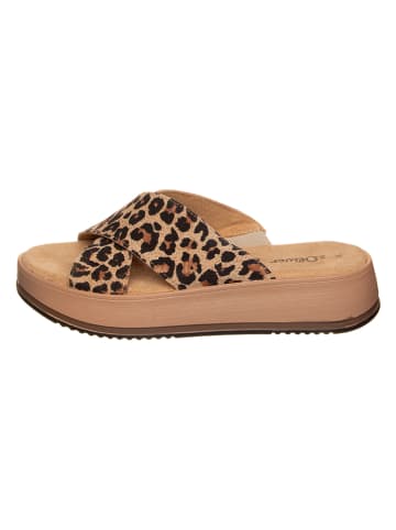 s.Oliver Leder-Pantoletten in Braun/ Beige