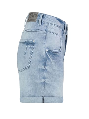 Fresh Made Jeans-Bermuda in Hellblau