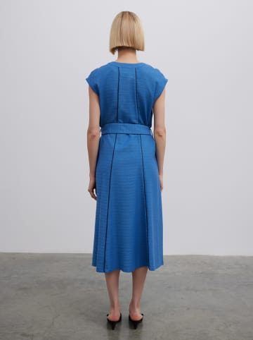 BGN Kleid in Blau